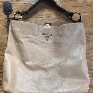Prada tote 👜